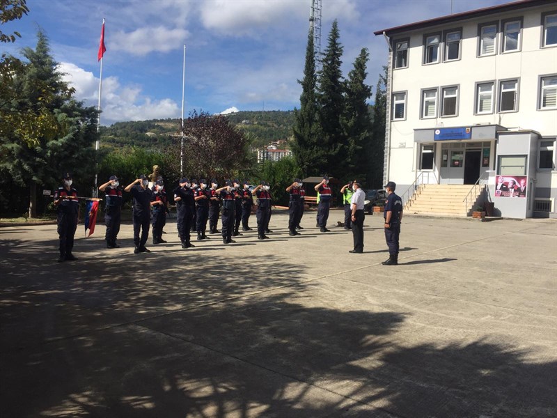 07 Ekim 2021 Günü Zonguldak İl Jandarma Komutanı J.Kd.Alb.Cezmi YALINKILIÇ'ın Devrek İlçe J.K.lığı Denetlemesi
