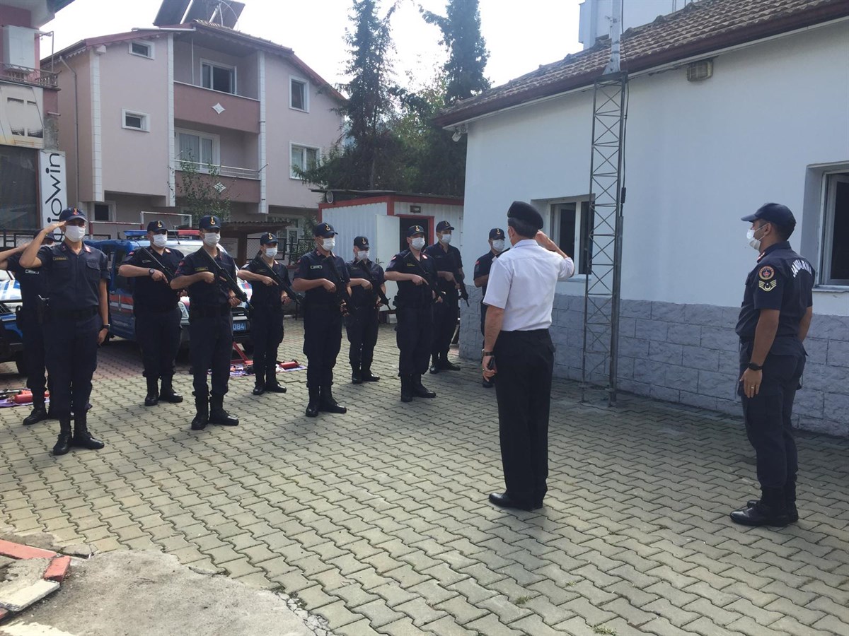 07 Ekim 2021 Günü Zonguldak İl Jandarma Komutanı J.Kd.Alb.Cezmi YALINKILIÇ'ın Devrek/Çaydeğirmeni J.Krk.K.lığı Denetlemesi
